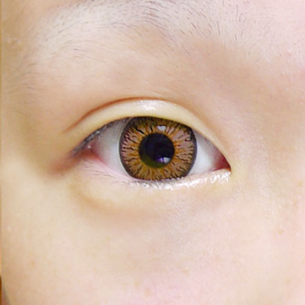 resize_eyemake2.jpg