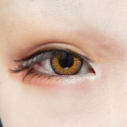 resize_eyemake8.jpg